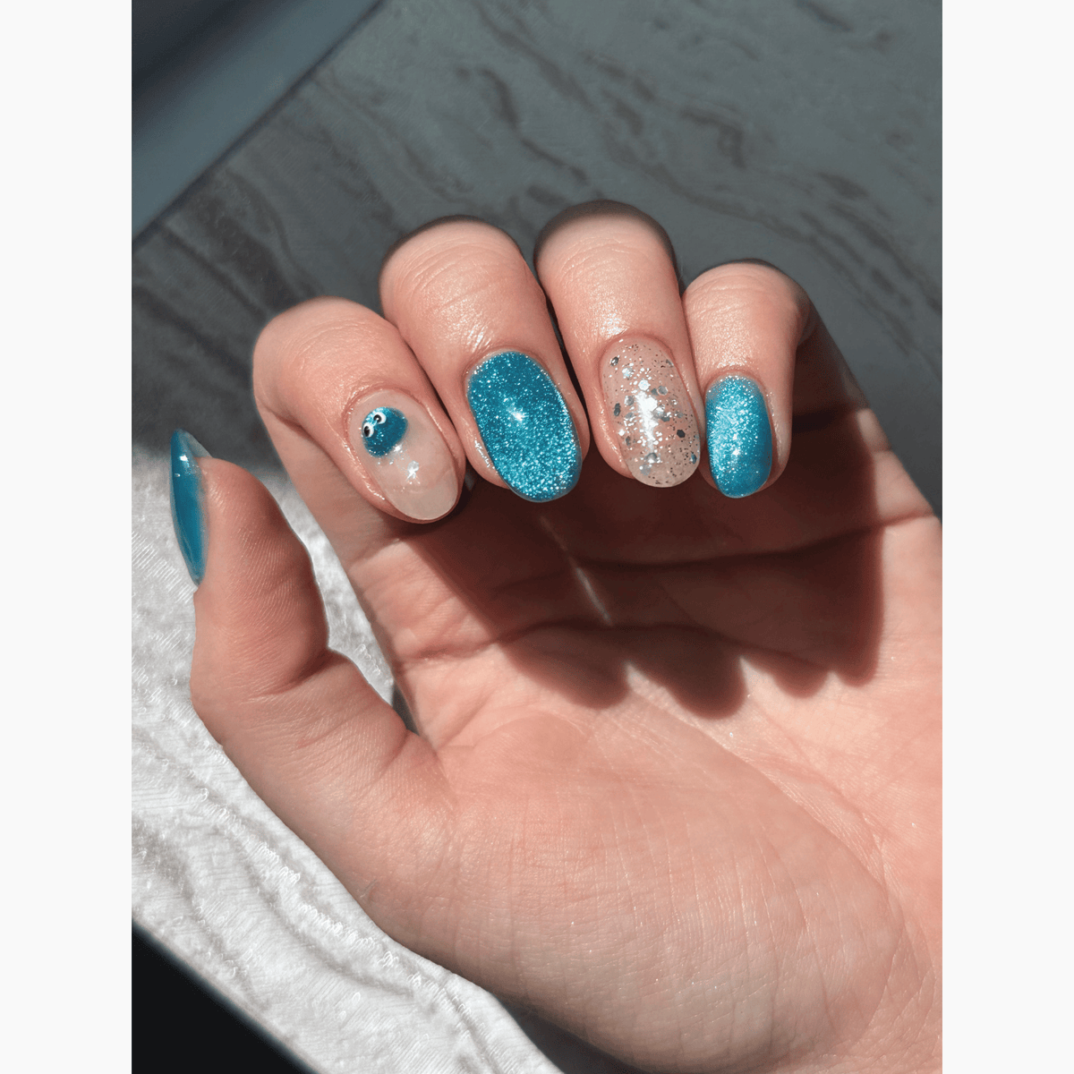 Topclou Nailhaus KIKIS M15 Sapphire Hues