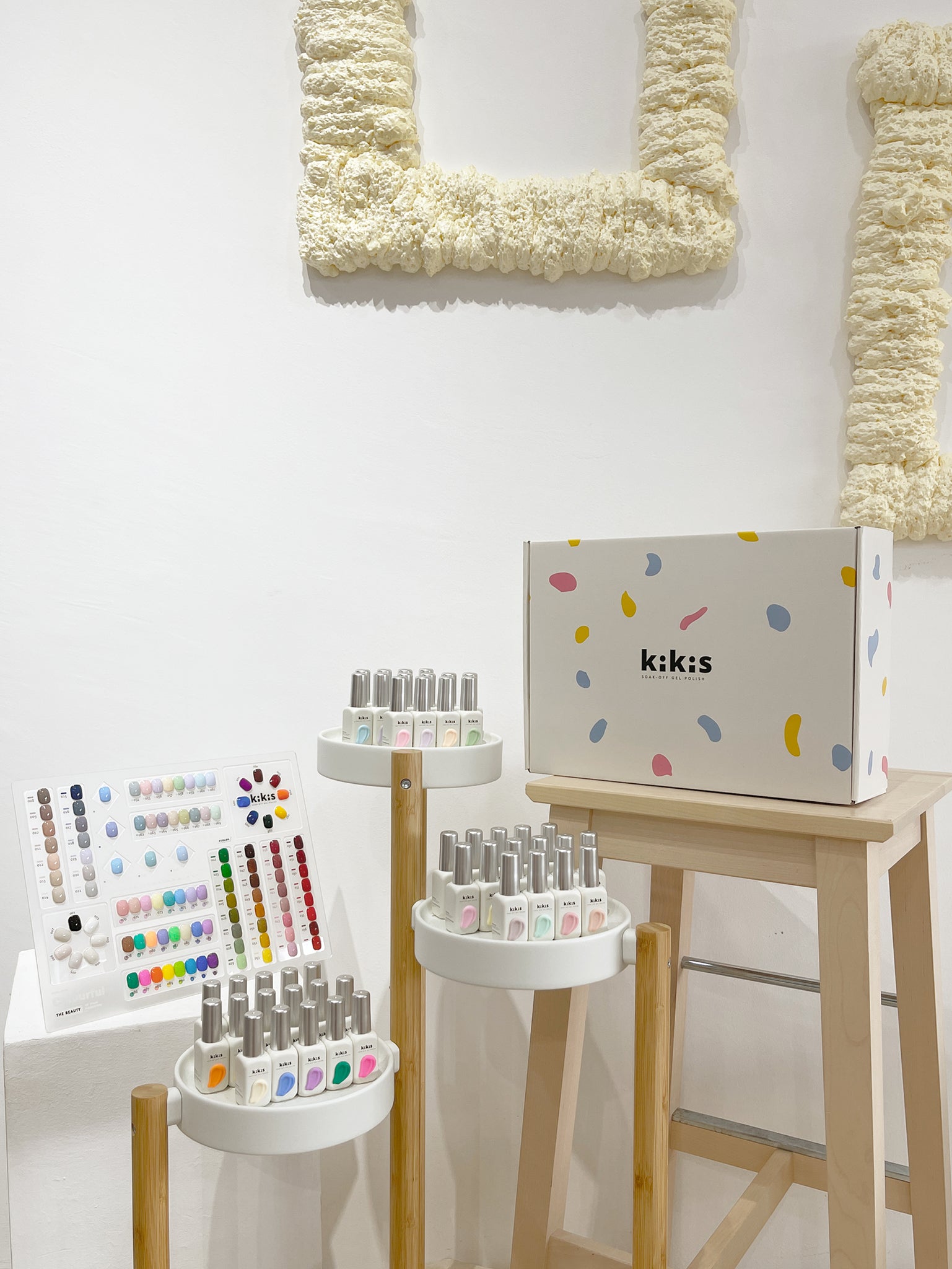 Topclou Nailhaus KIKIS 073 Baby Yellow Crème