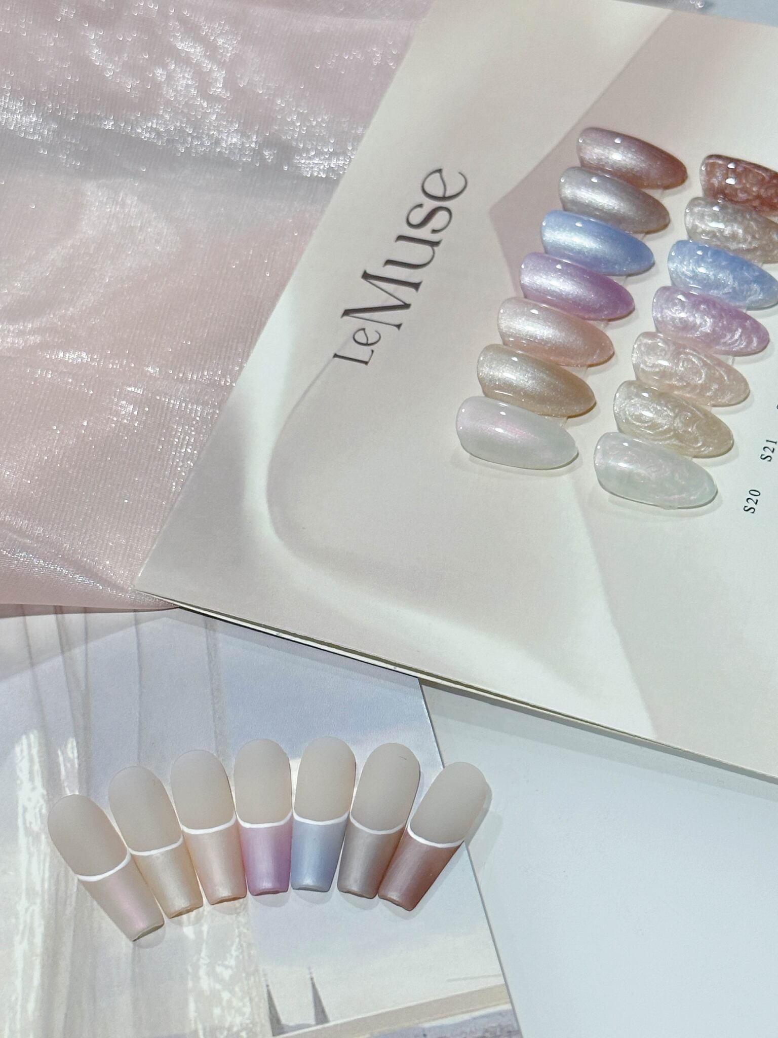 Topclou Nailhaus KIKIS Le Muse Glitter Collection (7)